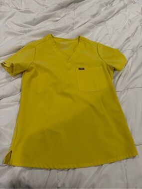 FIGS Lifesaver Yellow Caterina